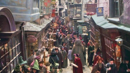 The busy path of the Diagon Alley just before school starts.